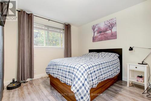 25 Finchley Crescent, Brampton, ON - Indoor Photo Showing Bedroom