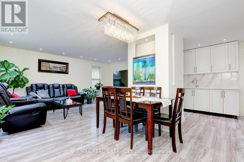 25 Finchley Crescent, Brampton, ON - Indoor Photo Showing Dining Room