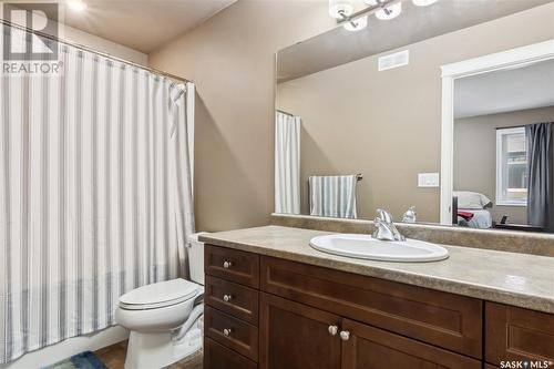 913 Reimer Road, Martensville, SK - Indoor Photo Showing Bathroom