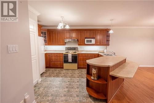 Kitchen and dining area - 2250 Glen Brook Drive, Cornwall, ON - Indoor Photo Showing Kitchen