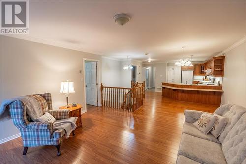 2250 Glen Brook Drive, Cornwall, ON - Indoor Photo Showing Living Room