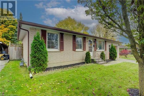 161 East Park Drive, Woodstock, ON - Outdoor