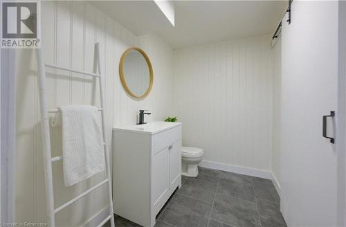 161 East Park Drive, Woodstock, ON - Indoor Photo Showing Bathroom