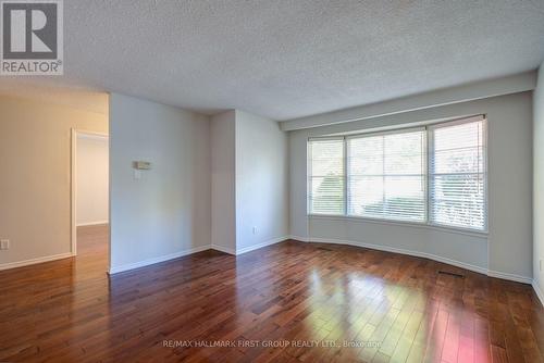 933 Dublin Street, Whitby, ON - Indoor Photo Showing Other Room