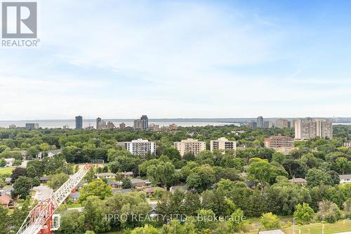 1606 - 2093 Fairview Street, Burlington, ON - Outdoor With View