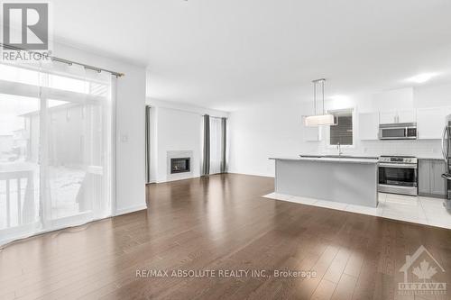 379 Sterling Avenue, Prescott And Russell, ON - Indoor Photo Showing Kitchen With Upgraded Kitchen