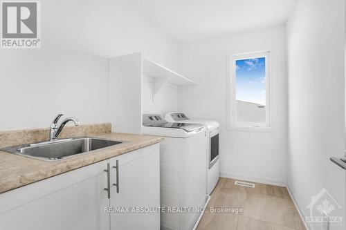 379 Sterling Avenue, Prescott And Russell, ON - Indoor Photo Showing Laundry Room