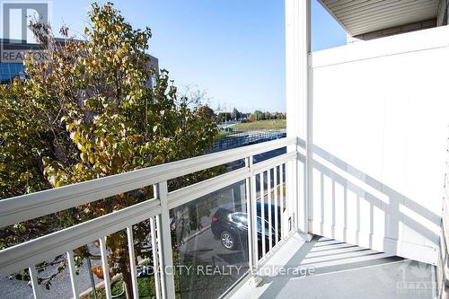 133 Corinth Pvt, Ottawa, ON - Outdoor With Balcony