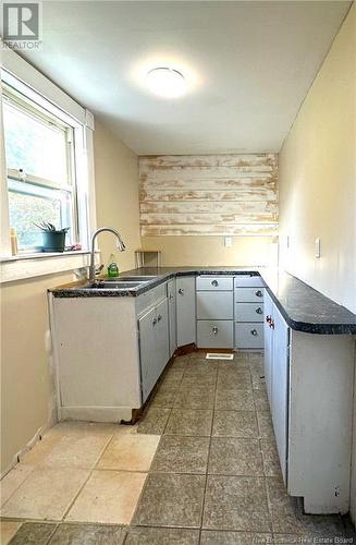 43 Parkwood Drive, St. Stephen, NB - Indoor Photo Showing Kitchen