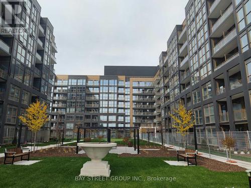 441 - 2343 Khalsa Gate, Oakville, ON - Outdoor With Facade