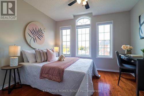 3938 Lacman Trail, Mississauga, ON - Indoor Photo Showing Bedroom