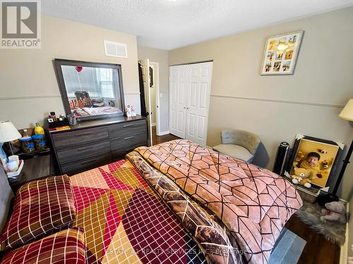 48 Sandy Beach Road, Brampton, ON - Indoor Photo Showing Bedroom