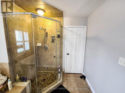 48 Sandy Beach Road, Brampton, ON - Indoor Photo Showing Bathroom