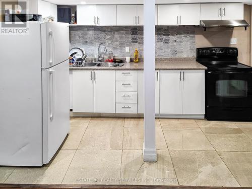 48 Sandy Beach Road, Brampton, ON - Indoor Photo Showing Kitchen With Double Sink