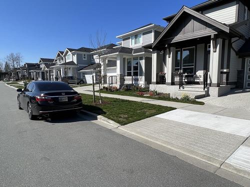 16737 18A Avenue, Surrey, BC - Outdoor With Facade