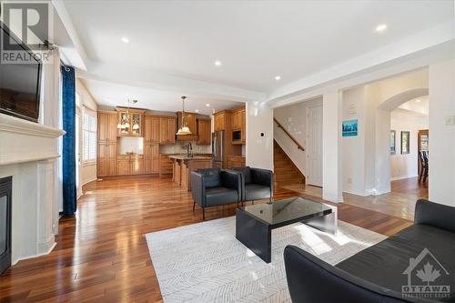 264 Tempest Drive, Ottawa, ON - Indoor Photo Showing Living Room