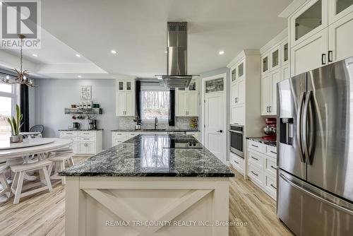 1942 Highway 59, Norfolk, ON - Indoor Photo Showing Kitchen With Upgraded Kitchen