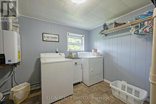 33053 Thomas Line, Dutton/Dunwich, ON - Indoor Photo Showing Laundry Room