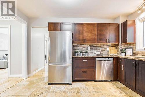 201 Eastlawn Street, Oshawa, ON - Indoor Photo Showing Kitchen