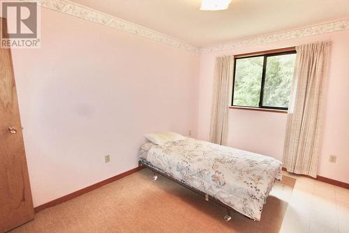 2092 Teal Boulevard, Masset, BC - Indoor Photo Showing Bedroom