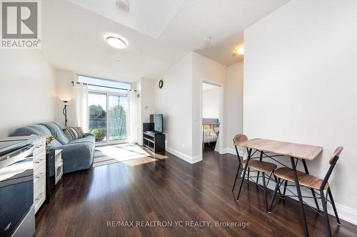 310 - 7167 Yonge Street, Markham, ON - Indoor Photo Showing Other Room