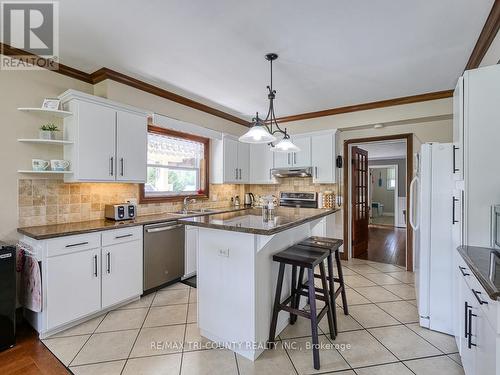 319 Norfolk County 45 Road, Norfolk (Frogmore), ON - Indoor Photo Showing Kitchen