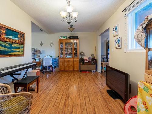 435 Schubert Drive, Kamloops, BC - Indoor Photo Showing Other Room