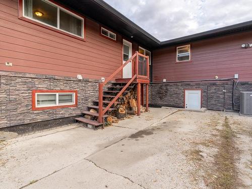 435 Schubert Drive, Kamloops, BC - Outdoor With Exterior