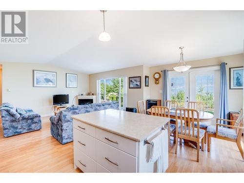 4200 Grandview  Drive Unit# 111, Castlegar, BC - Indoor