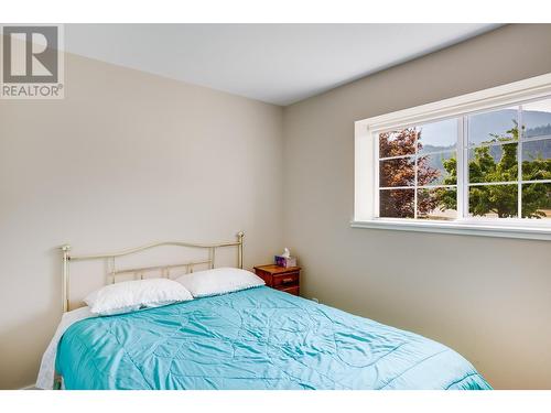 4200 Grandview  Drive Unit# 111, Castlegar, BC - Indoor Photo Showing Bedroom