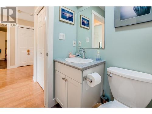 4200 Grandview  Drive Unit# 111, Castlegar, BC - Indoor Photo Showing Bathroom