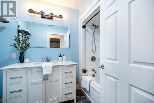 3310 County Road 121, Galway-Cavendish And Harvey, ON - Indoor Photo Showing Bathroom