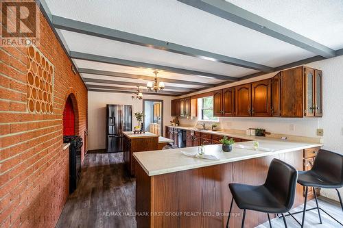 3310 County Road 121, Galway-Cavendish And Harvey, ON - Indoor Photo Showing Kitchen