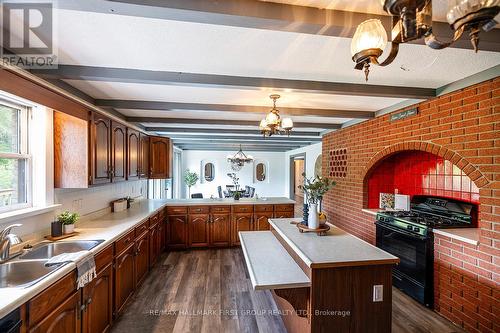 3310 County Road 121, Galway-Cavendish And Harvey, ON - Indoor Photo Showing Kitchen With Double Sink