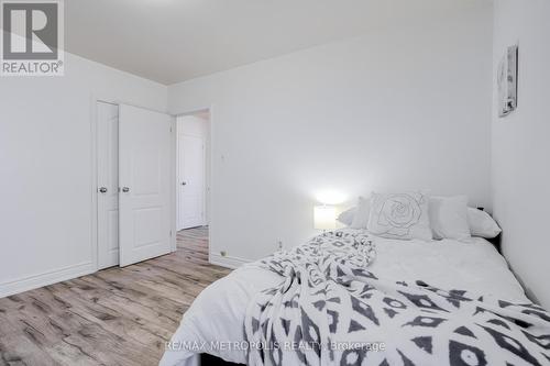 76 Albert Street W, Thorold, ON - Indoor Photo Showing Bedroom