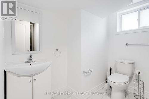 76 Albert Street W, Thorold, ON - Indoor Photo Showing Bathroom