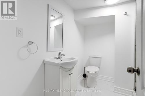 76 Albert Street W, Thorold, ON - Indoor Photo Showing Bathroom