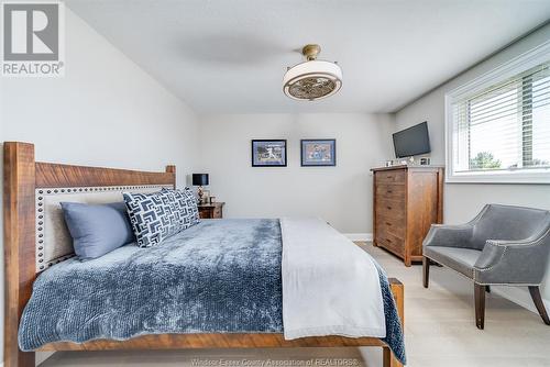 109 Mousseau Crescent, Lakeshore, ON - Indoor Photo Showing Bedroom