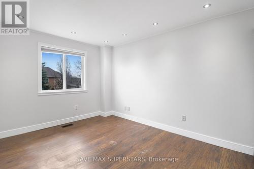 104 Brown Street, Barrie, ON - Indoor Photo Showing Other Room