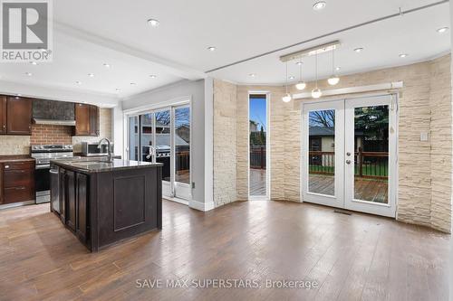 104 Brown Street, Barrie, ON - Indoor Photo Showing Kitchen