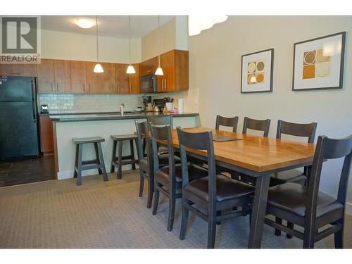 2049 Summit Drive Unit# 314B, Panorama, BC - Indoor Photo Showing Dining Room