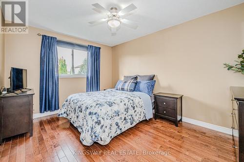 21 Longview Road, Hamilton, ON - Indoor Photo Showing Bedroom