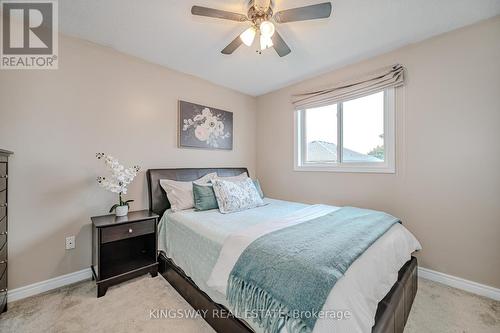 21 Longview Road, Hamilton, ON - Indoor Photo Showing Bedroom