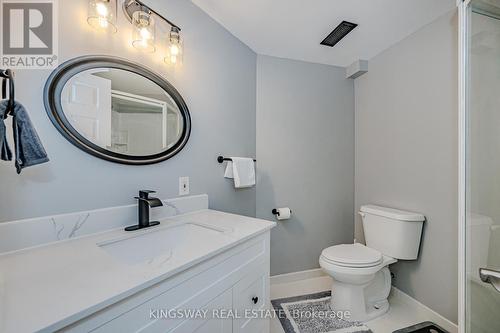 21 Longview Road, Hamilton, ON - Indoor Photo Showing Bathroom