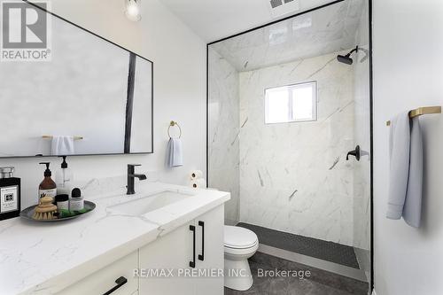 Main - 176 Letitia Street, Barrie, ON - Indoor Photo Showing Bathroom