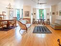 Salon - 101-4216 Boul. De Maisonneuve O., Westmount, QC  - Indoor Photo Showing Living Room 