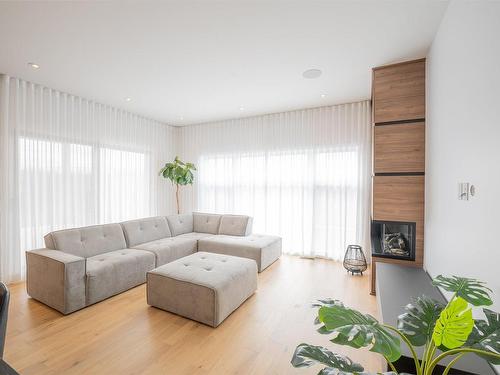 Salon - 19 Rue Des Trembles, Saint-Jean-Sur-Richelieu, QC - Indoor Photo Showing Living Room