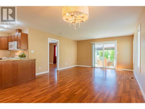 1299 Heather  Place, Trail, BC - Indoor