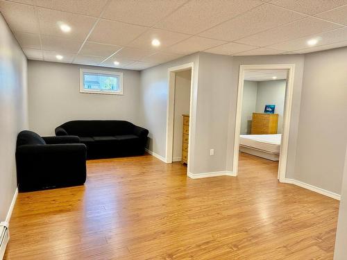 Family room - 620 Ch. Des Caps, Les Îles-De-La-Madeleine, QC - Indoor Photo Showing Basement