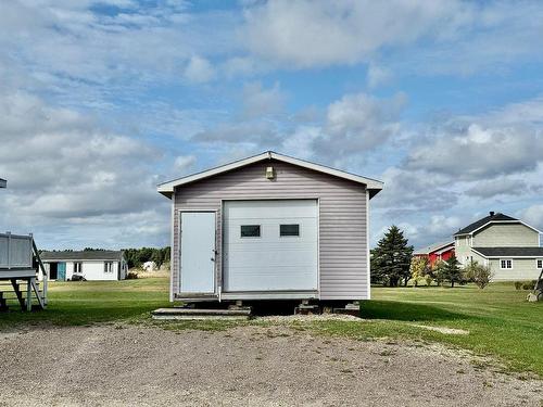 Garage - 620 Ch. Des Caps, Les Îles-De-La-Madeleine, QC - Outdoor